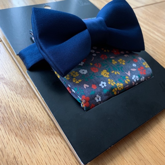 H&M Bow Tie (BLUE) & Handkerchief (FLORAL) - Picture 2 of 3